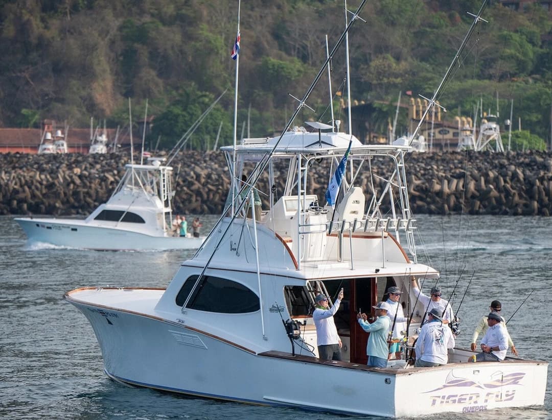 43′ Mavericks – 3 Boats