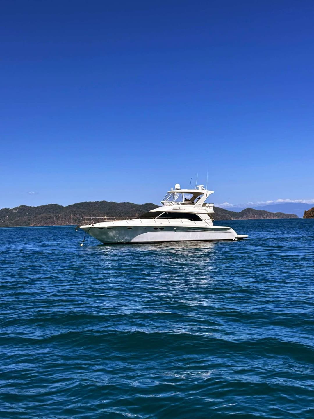 50′ Luxury Boat