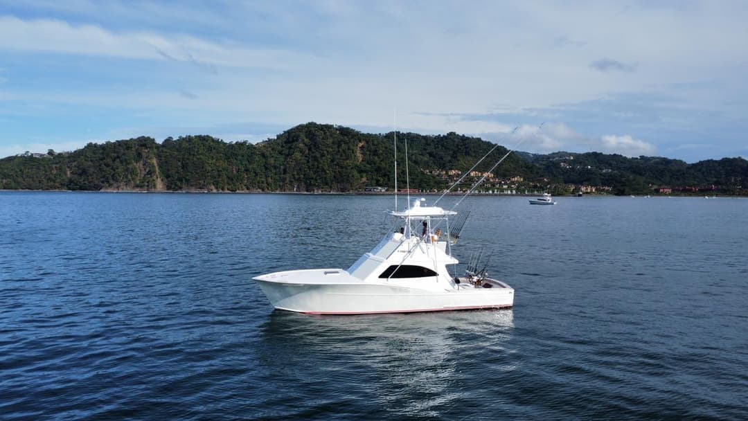 Fire Fly – 43′ Custom Maverick