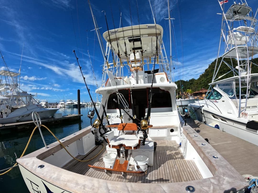 Fire Fly – 43′ Custom Maverick