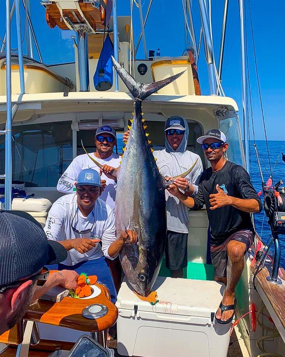 Merry Marlin – 38′ SportsFisher