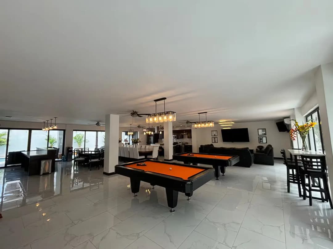 Villa Norma Nellie – 13 Room Luxury Private Villa