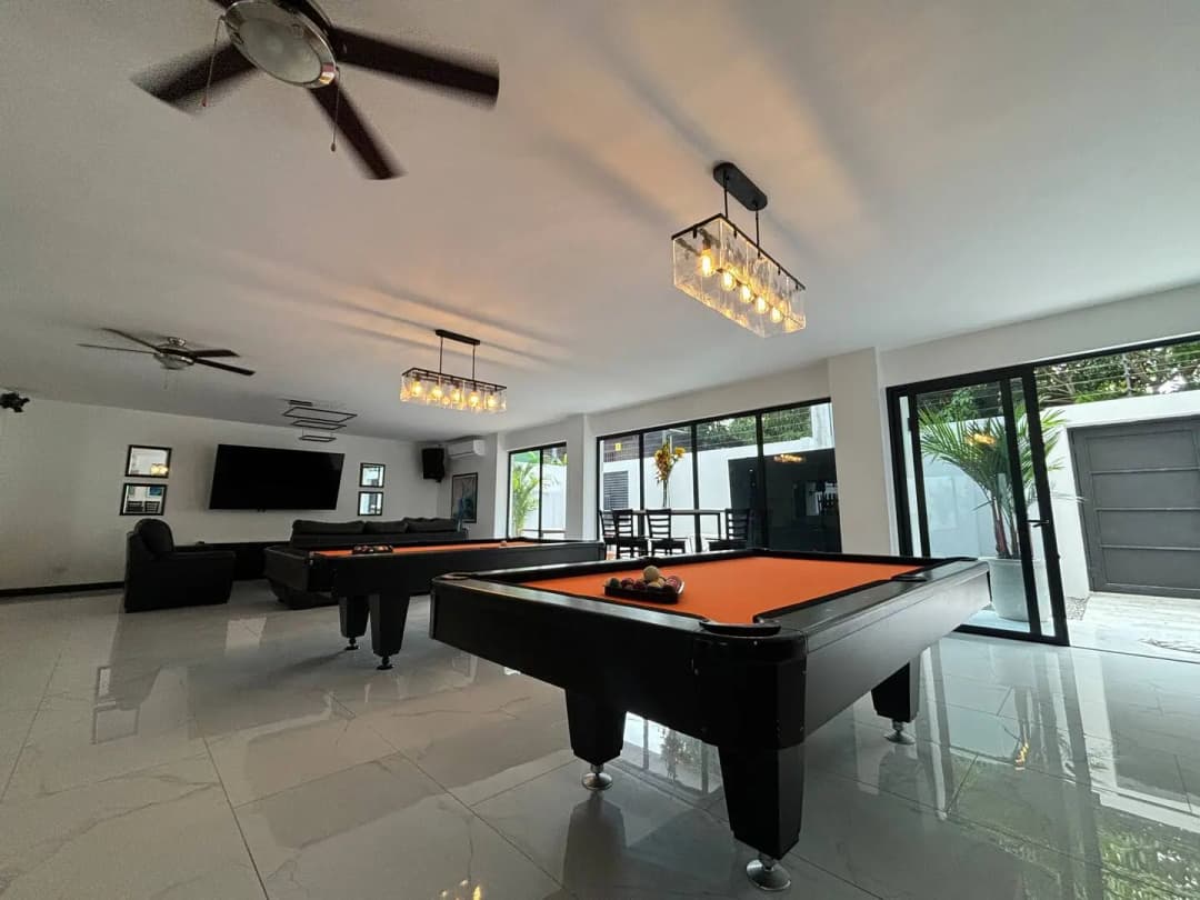 Villa Norma Nellie – 13 Room Luxury Private Villa