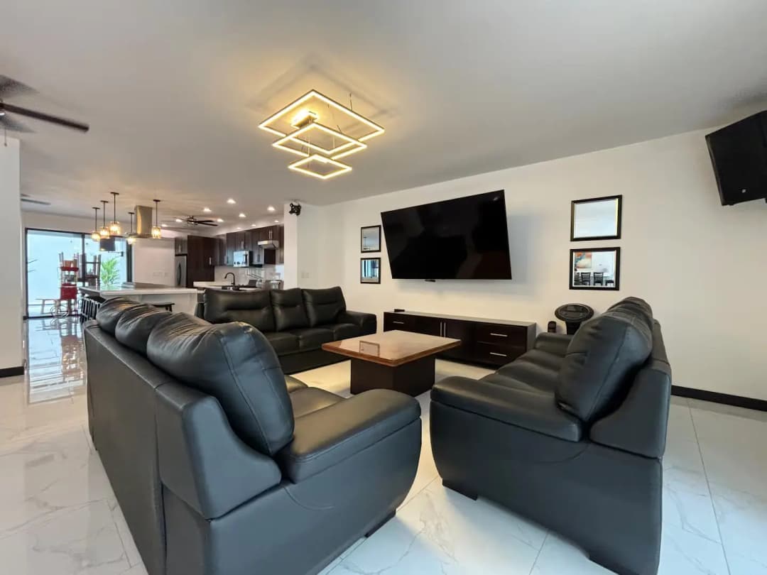 Villa Norma Nellie – 13 Room Luxury Private Villa