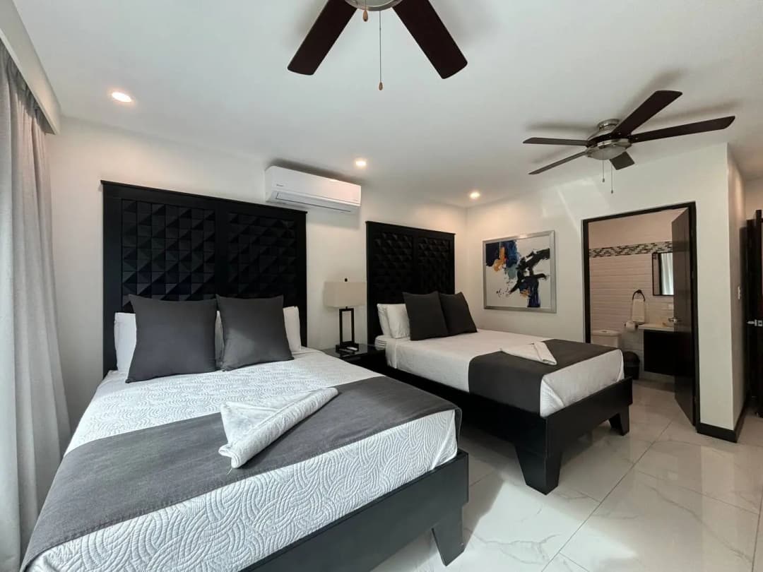 Villa Norma Nellie – 13 Room Luxury Private Villa