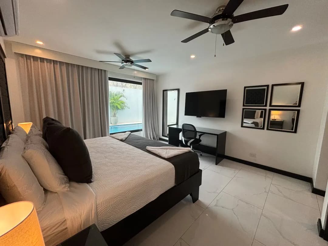 Villa Norma Nellie – 13 Room Luxury Private Villa