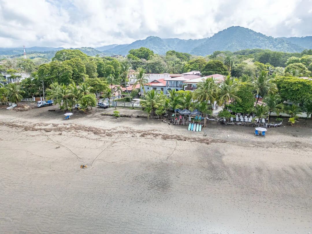 Beachfront Party Casa Sr.
