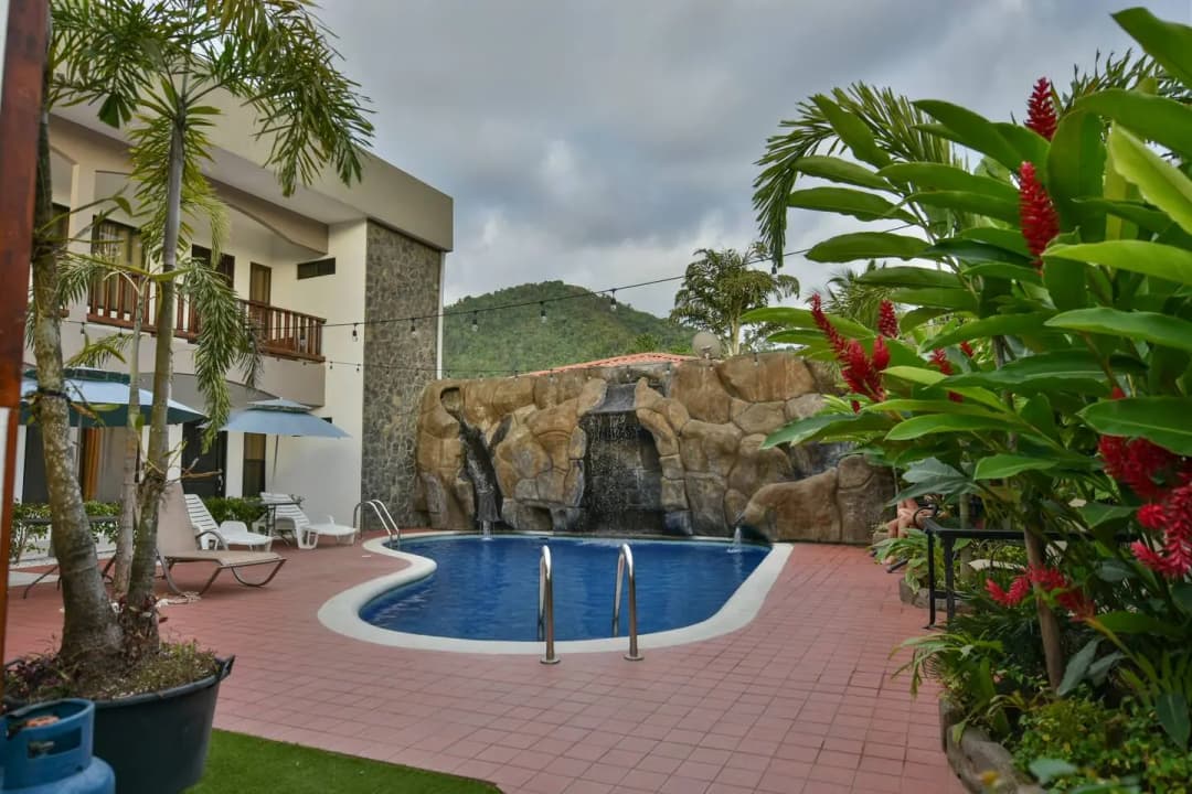 TOUCAN SAM’S Private Resort